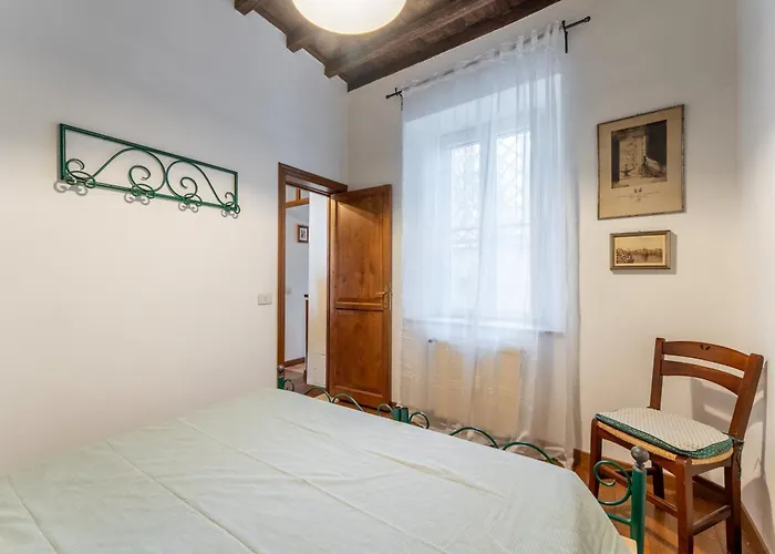 Domus Leopardo, Typical Trastevere Flat In Center Apartment Rom