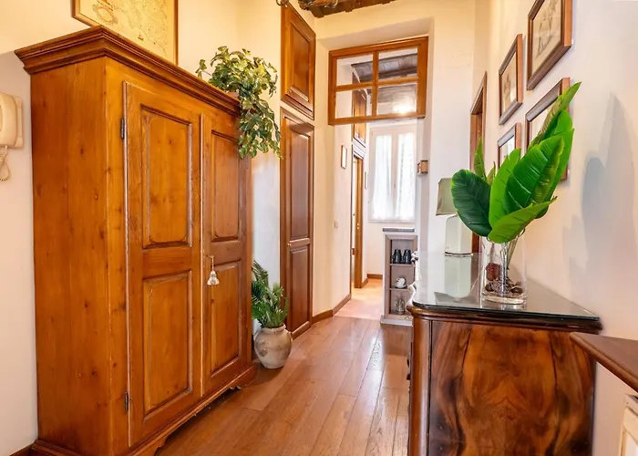 Domus Leopardo, Typical Trastevere Flat In Center Apartment *