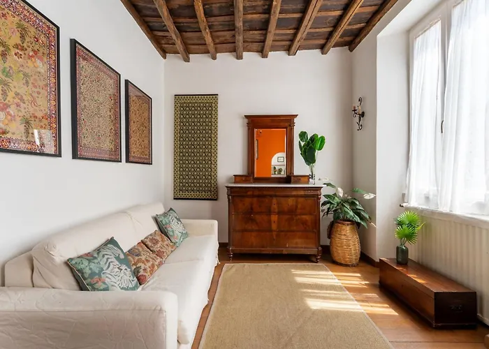 Apartment Domus Leopardo, Typical Trastevere Flat In Center Rom